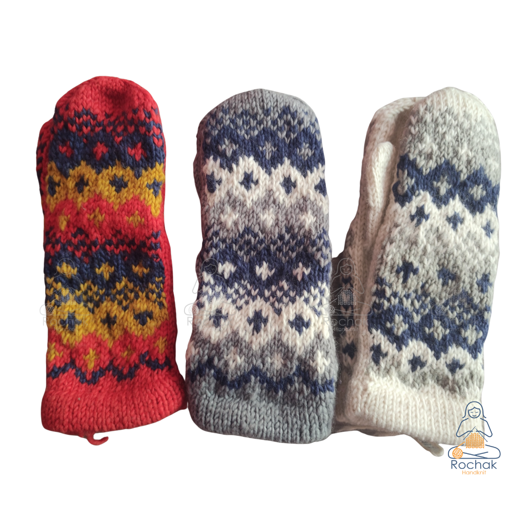 Handgestrickte Merino-Fäustlinge