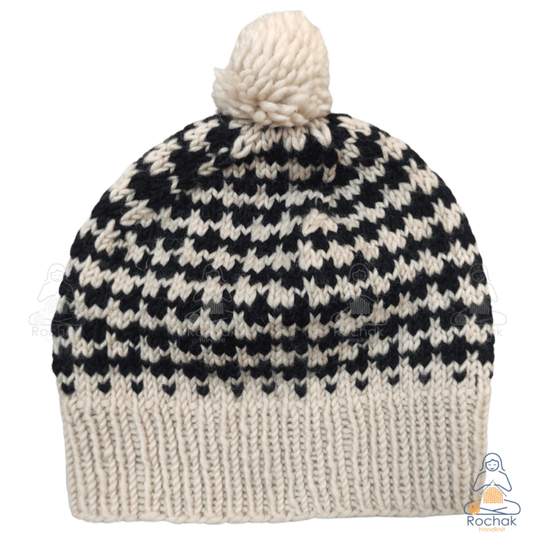 Pied-de-poulepatroon Merino Beanie met POm - Handgebreid door breiers bij Rochak Handknit