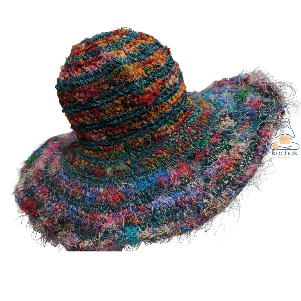 Cappello in seta riciclata - Lavorato a mano dai knitters di Rochak Handknit